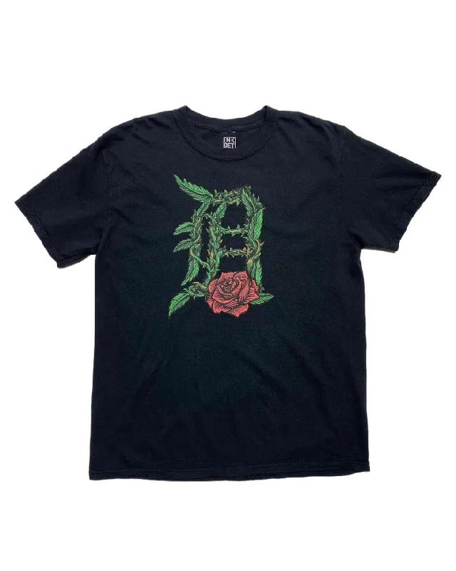 Men's Shirts with Asymmetrical HemlinesInk Detroit - Old English D Rose - T-Shirt - Black