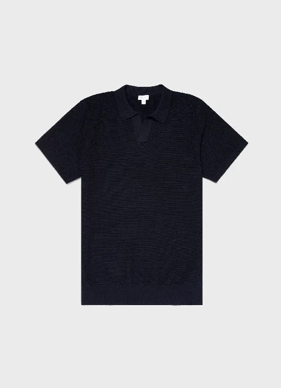 Lightweight Men's Poplin ShirtsMen's Open Textured Polo Shirt in Navy