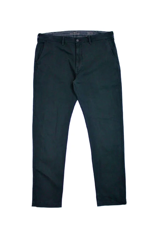 Men's Jeans with RipsLevi Strauss & Co - Tapered Leg Chino Pant