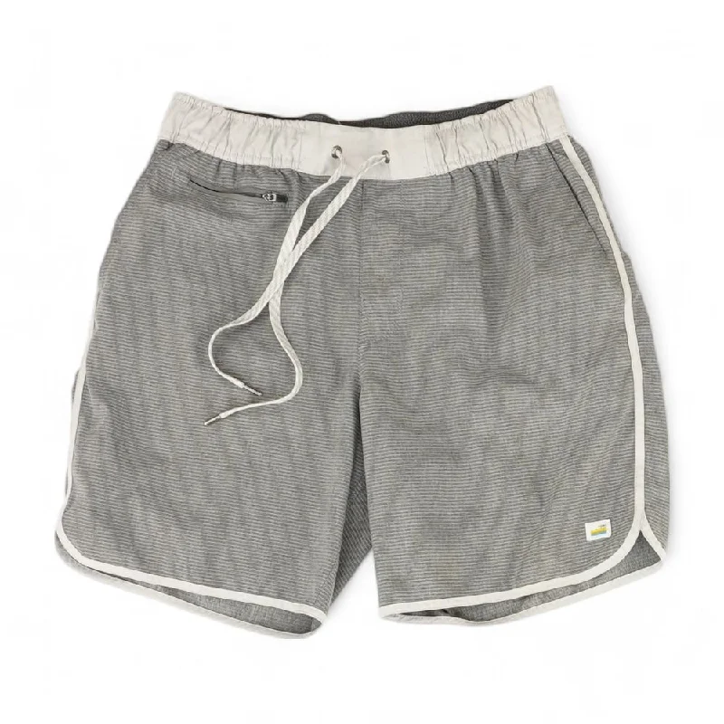 Men's Pants with Appliqué DetailsGray Striped Active Shorts