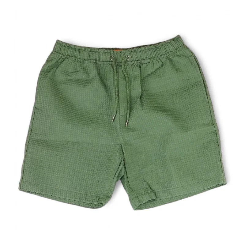 Men's Dress Pants for Special EventsGreen Solid Active Shorts